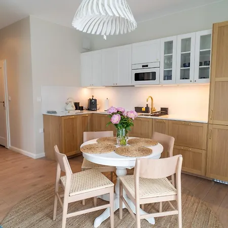 Amber & Calm Euronia Ii דירה מידזיזדרויה