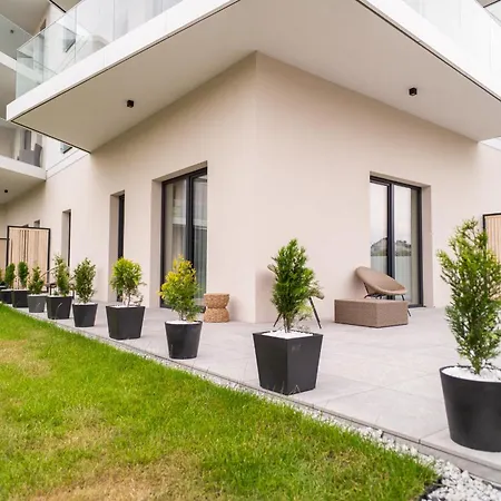 Amber & Calm Euronia Ii דירה